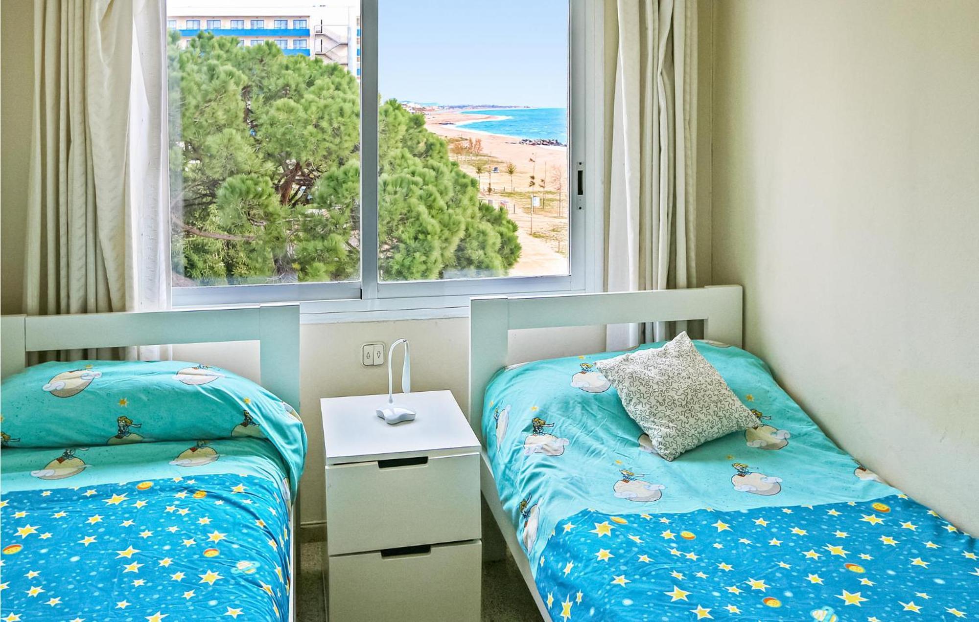 Awesome Apartment In Santa Susanna With Kitchen Eksteriør bilde