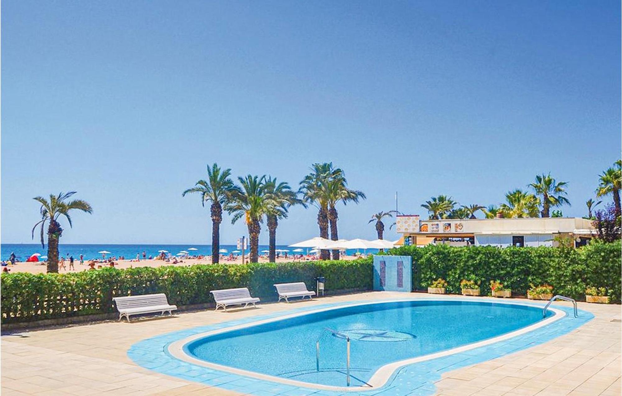 Awesome Apartment In Santa Susanna With Kitchen Eksteriør bilde